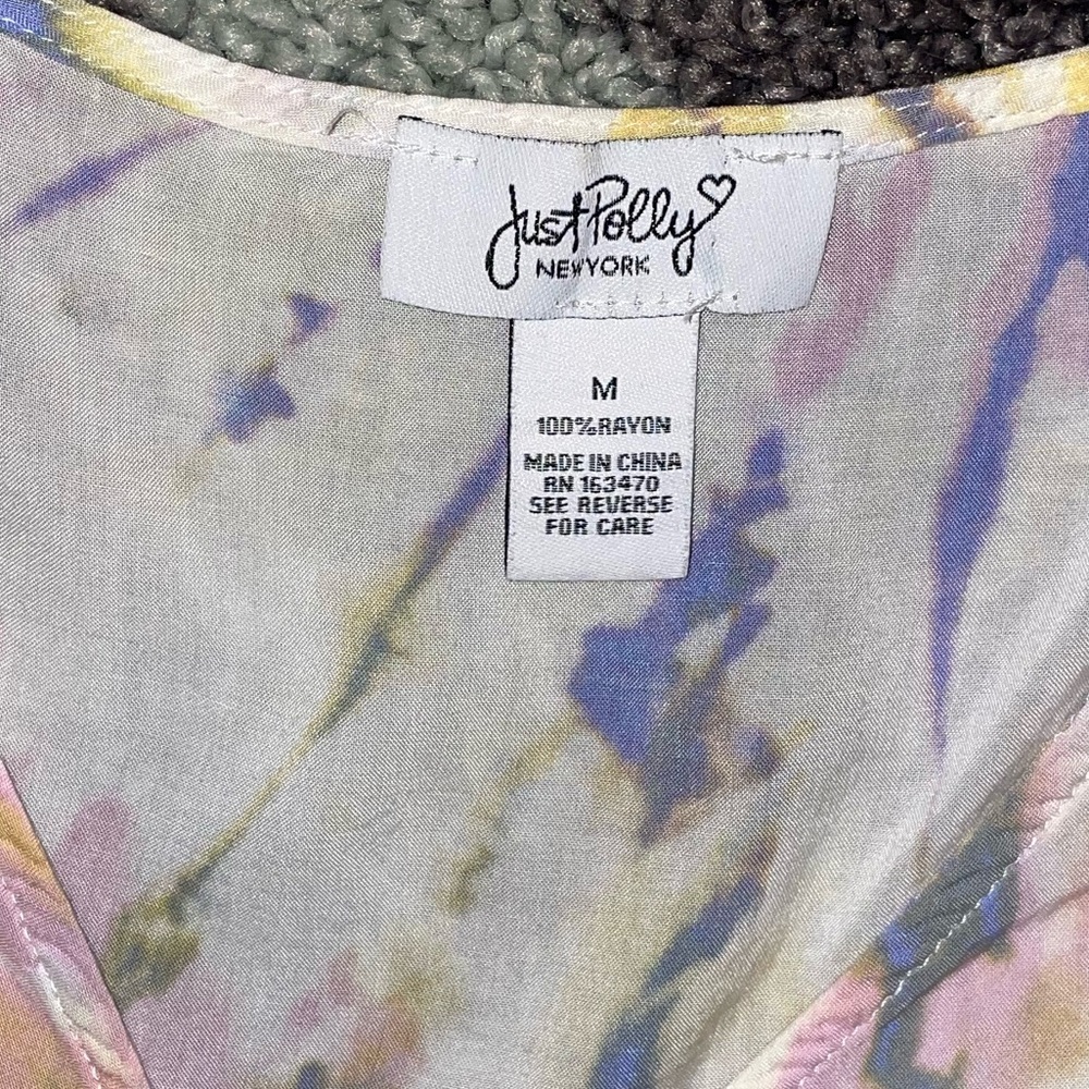 JUST POLLY tie dye cropped blouse size medium - Picture 4 of 7